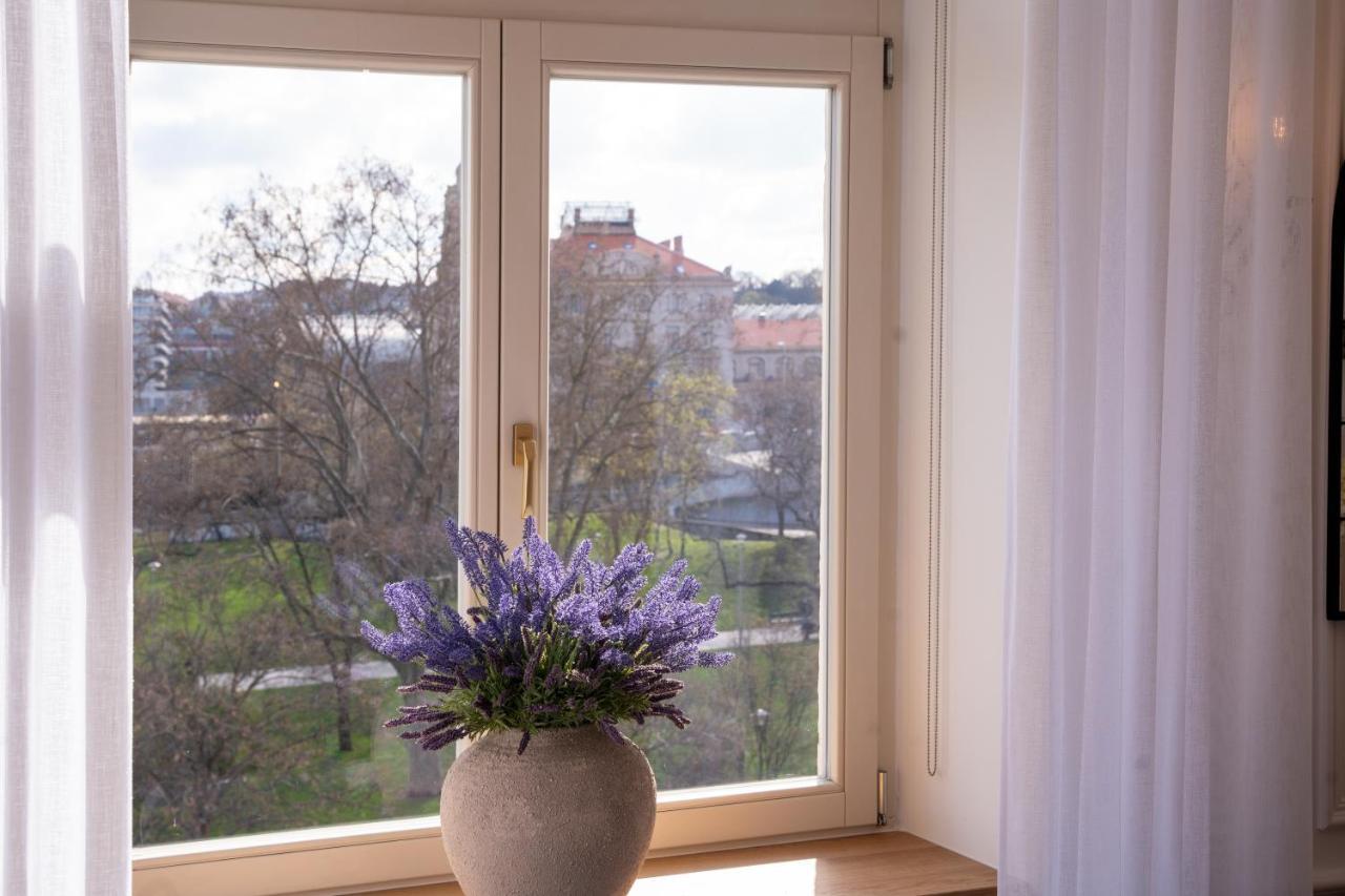 Charme De Provence In Praga